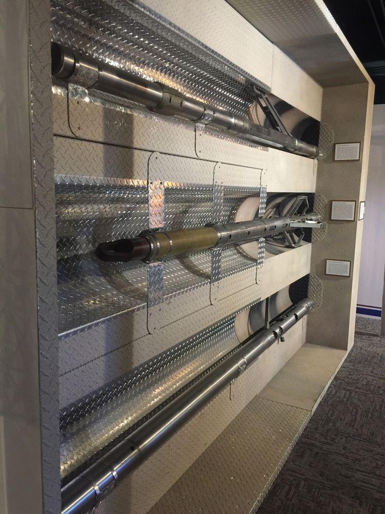 模擬采油勘探鉆井的：鉆具擴(kuò)孔器！