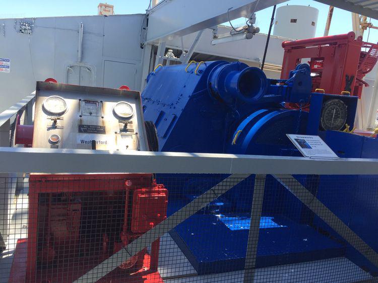 采油勘探鉆井平臺(tái)專用的：大功率柴油機(jī)發(fā)電機(jī)組