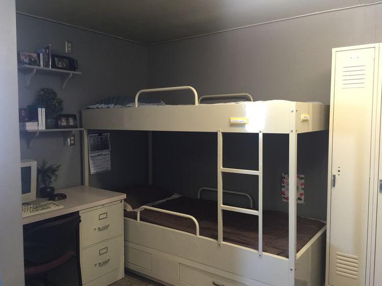 釆油勘探、鉆井平臺(tái)員工們專屬的：固定式雙層床