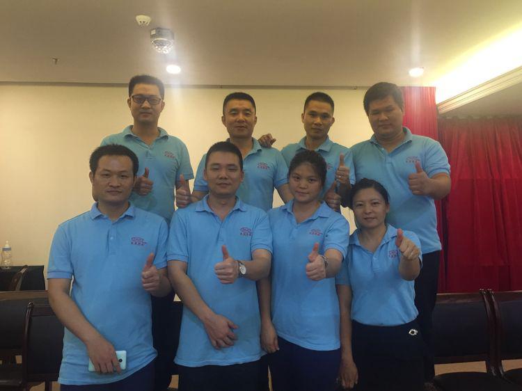 愛(ài)密特人”小伙伴們，是所有愛(ài)密特密封件公司用戶的信心保證